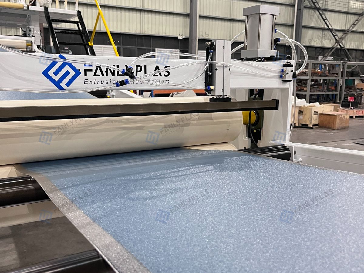 abs pc luggage production line tractor fanlyplas 1