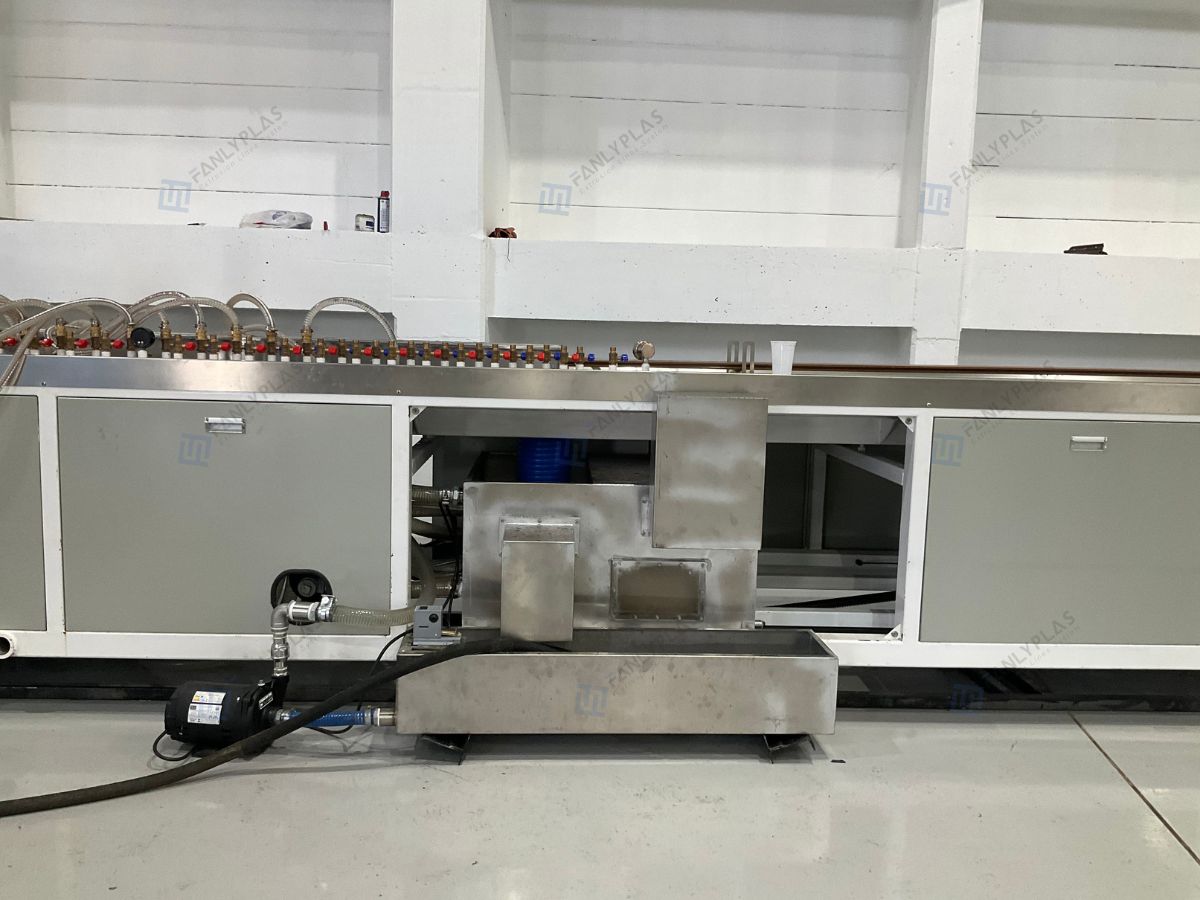 cooling system wpc profile extrusion line fanlyplas 258201