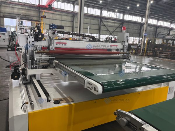 gpps sheet extrusion line cutting machine fanlyplas 1