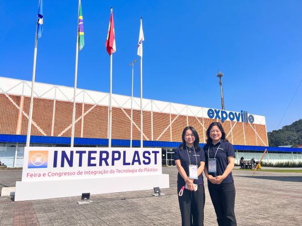 on site photos of the interplast 2024 fanlyplas booth 41