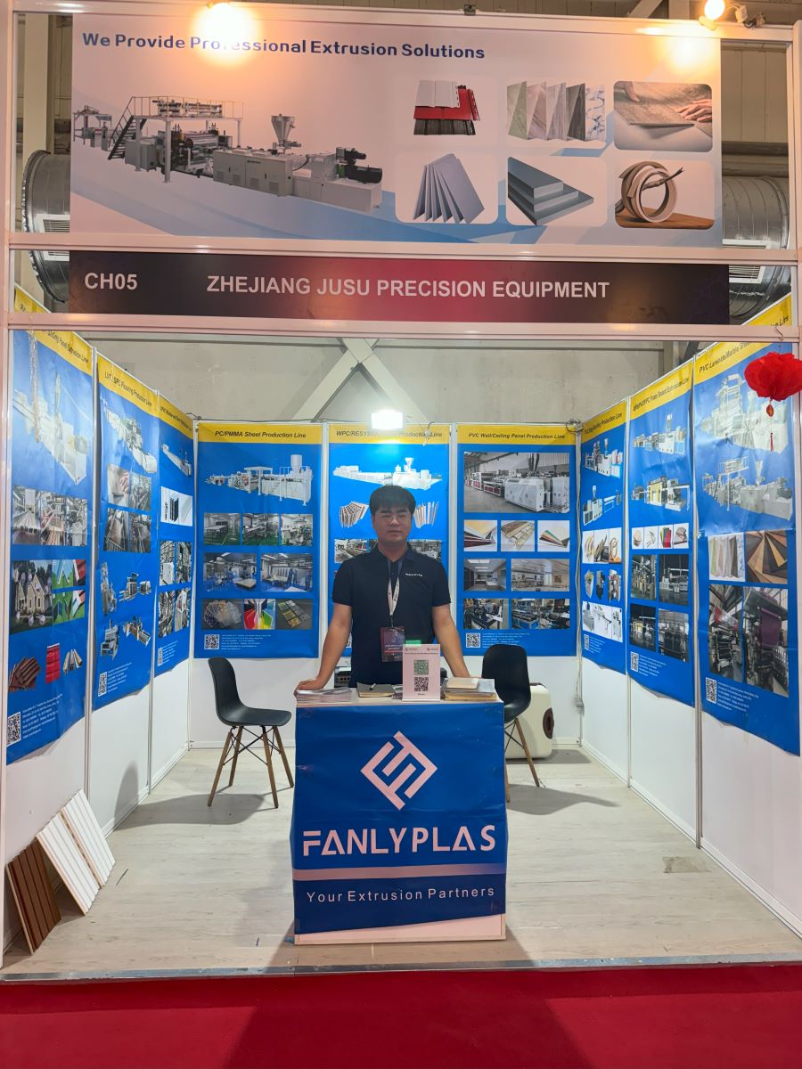 on site photos of the iran plast 2024 fanlyplas booth 21