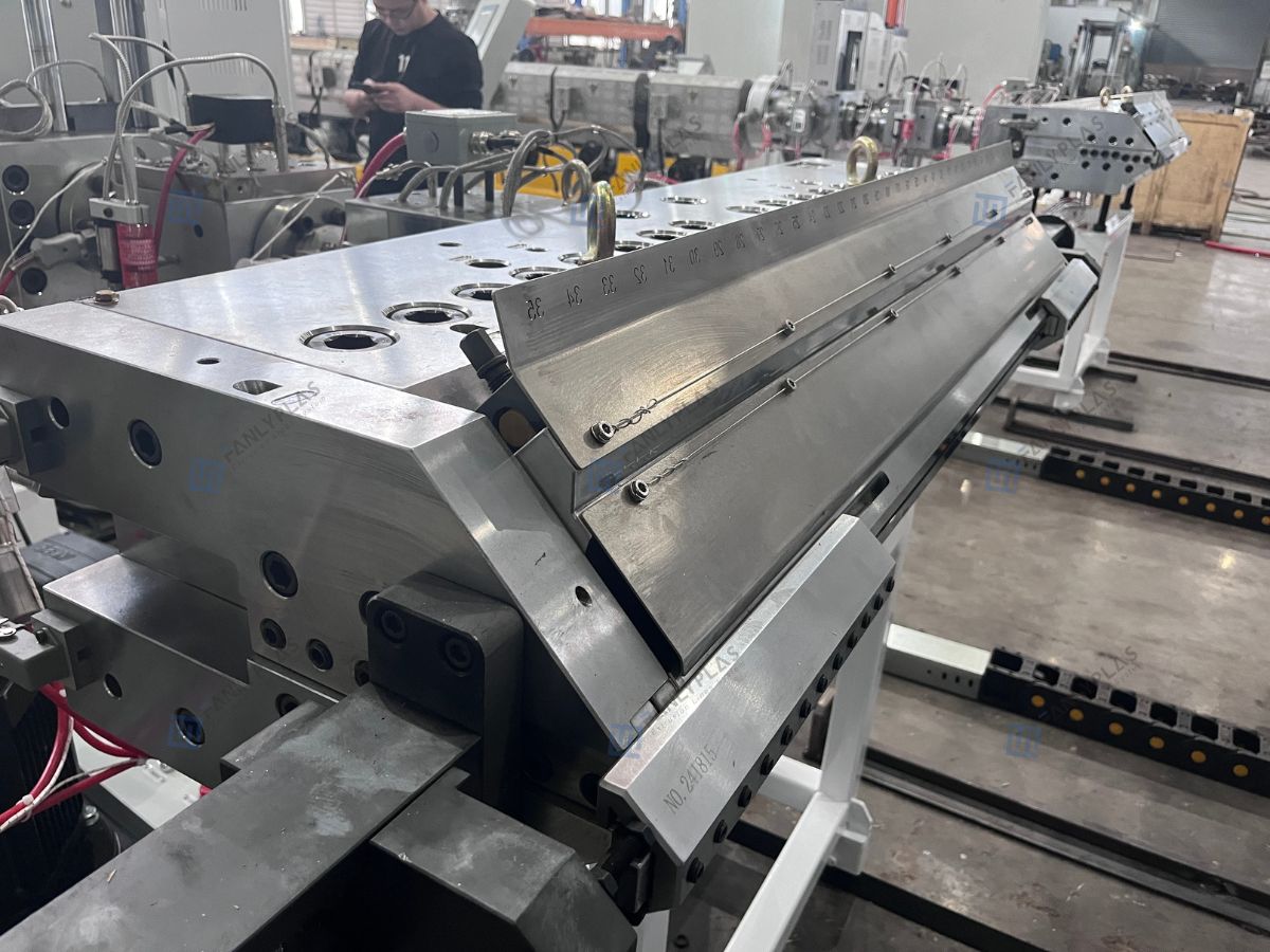 pc abs sheet extrusion line mold fanlyplas 255271