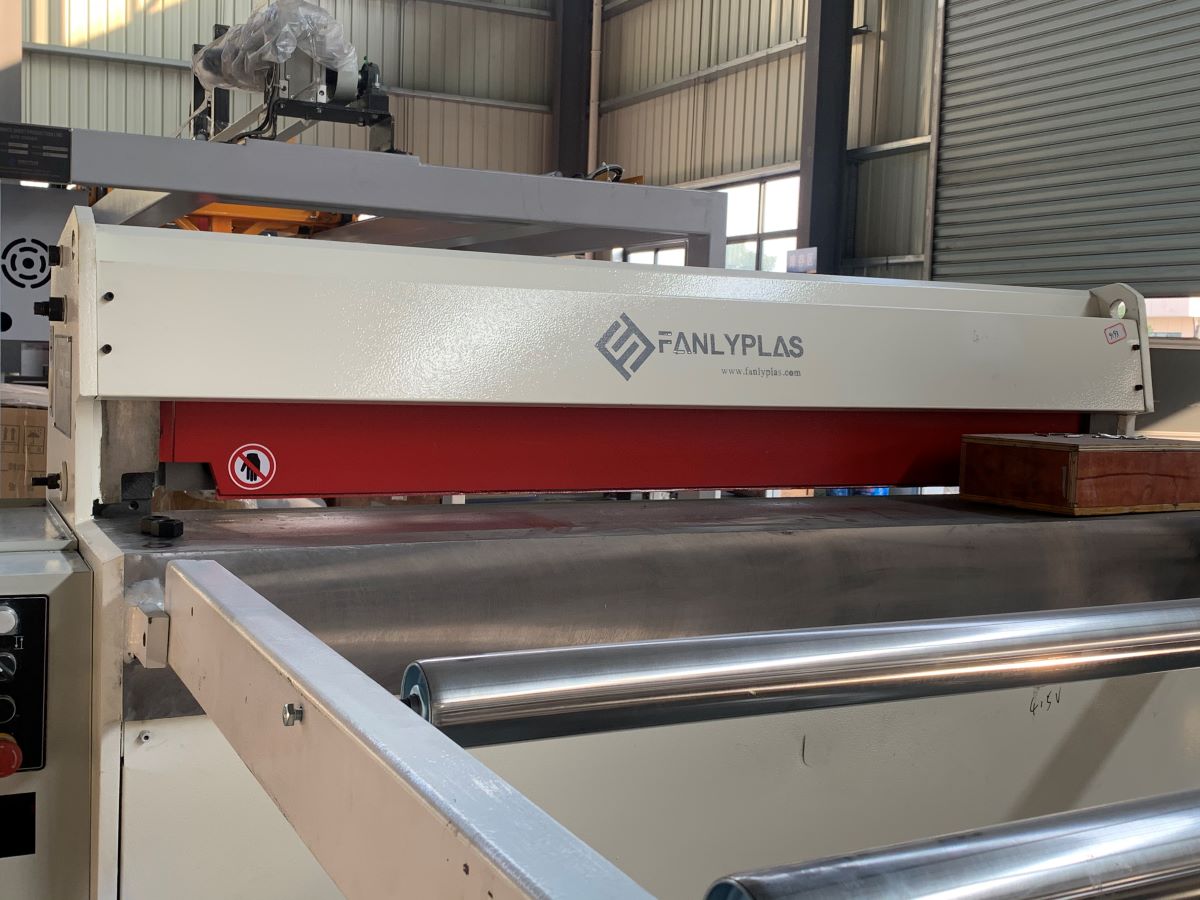 spc flooring production line high speed shear utter fanlyplas 1