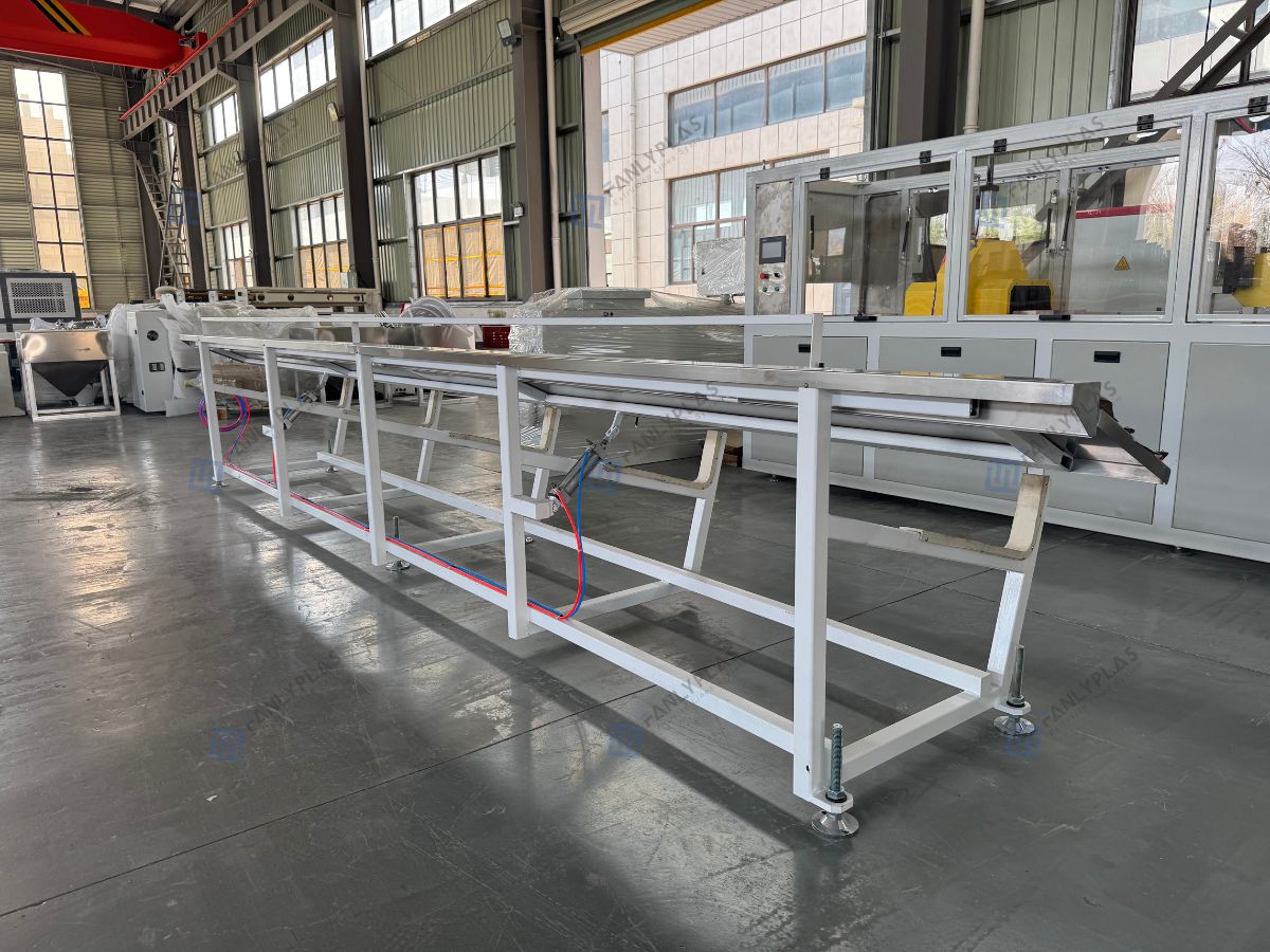 stacker system wpc indoor louvers wall panel production line fanlyplas 1
