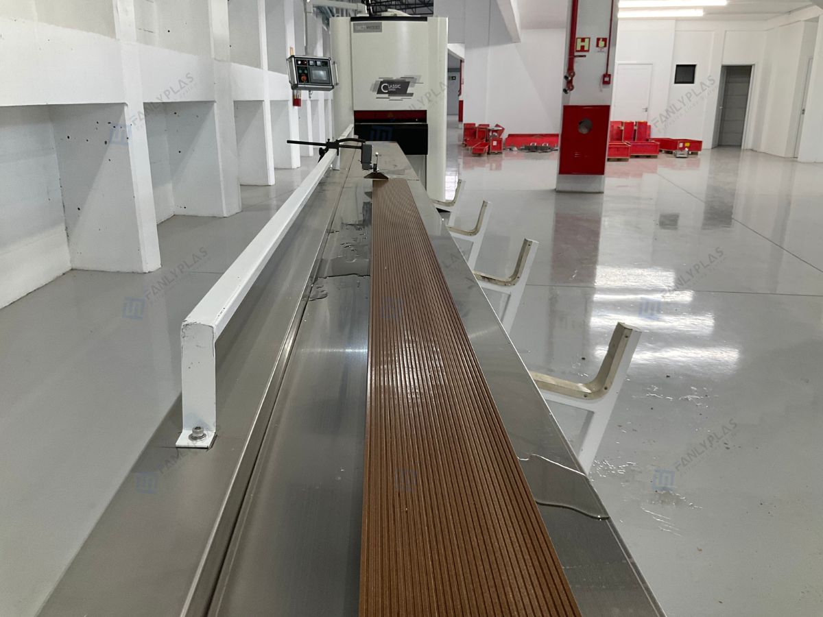 stacking system wpc profile extrusion line fanlyplas 258201