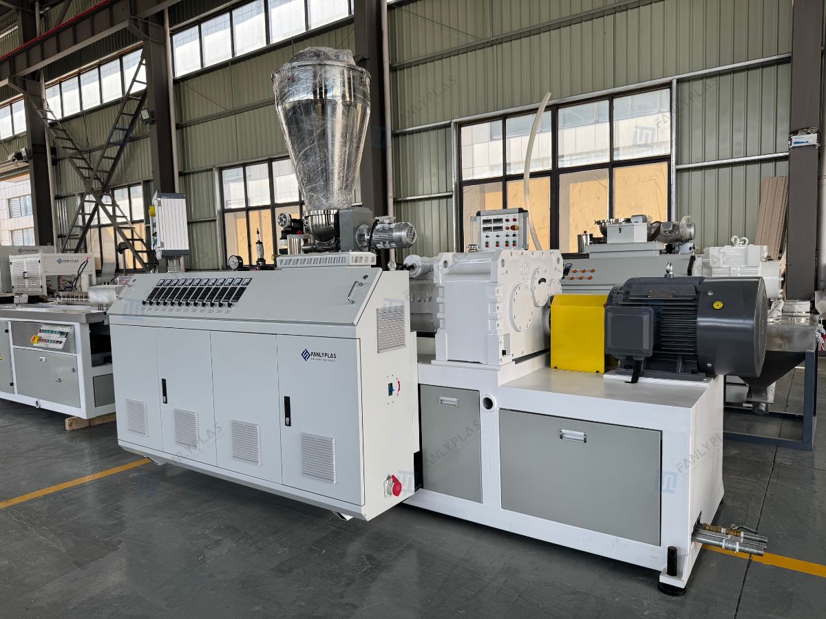 twin screw extruder fanlyplas 258201